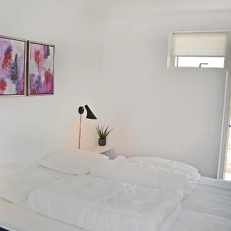 Three-bedroom Holiday 0 07 Tatil Evi *